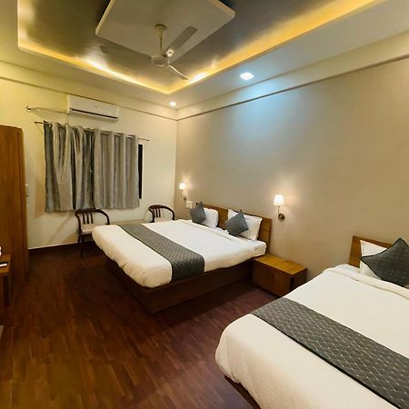 Hotel Sp Majestic Pandharpur Eksteriør bilde